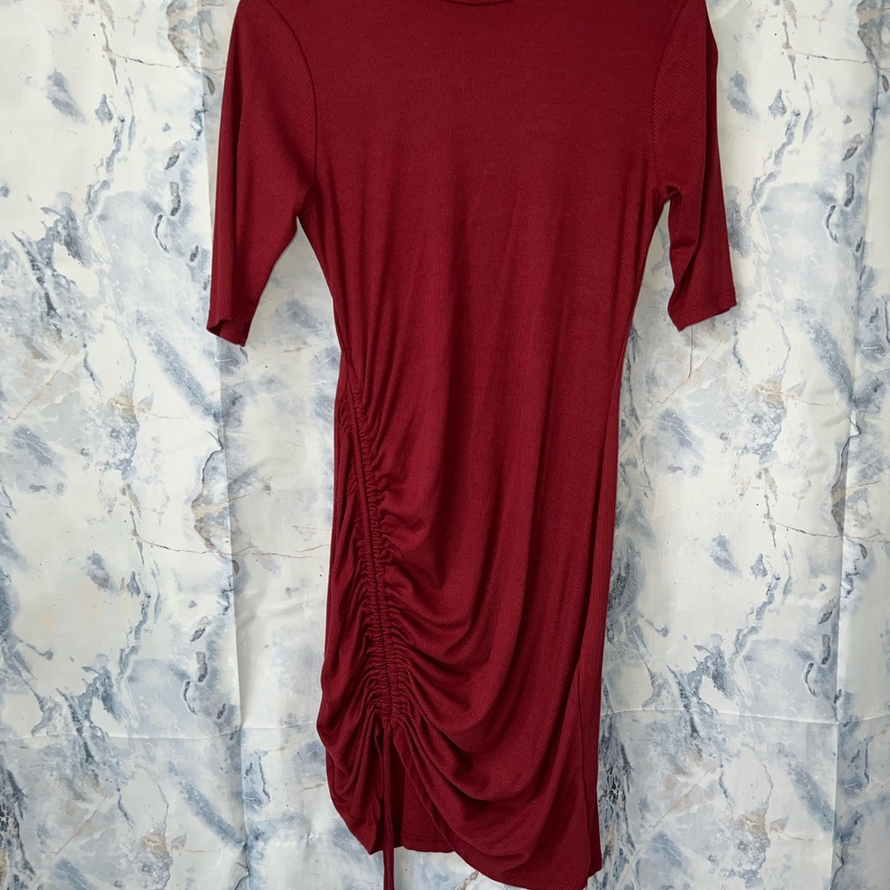 Womans dress - Picture 2 of 2